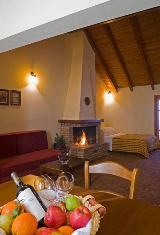 Krinides Hotell Kalávryta Eksteriør bilde